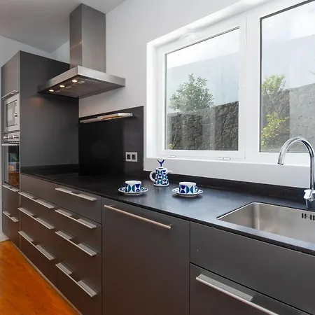 Ereza Royal Family Hoopoe-1 Villa